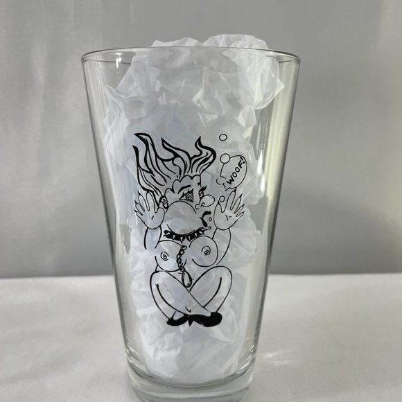 Vintage Set of 3 "The Bulldog" Pint Glasses - Picture 3 of 4